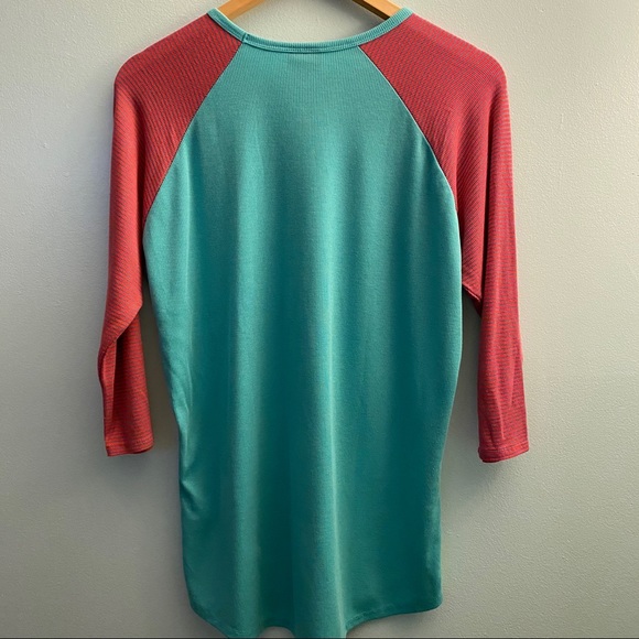 LuLaRoe 3/4 Sleeve Shirt - Picture 2 of 4